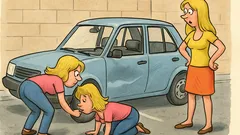 Banc: O blondă suflă în eșapament