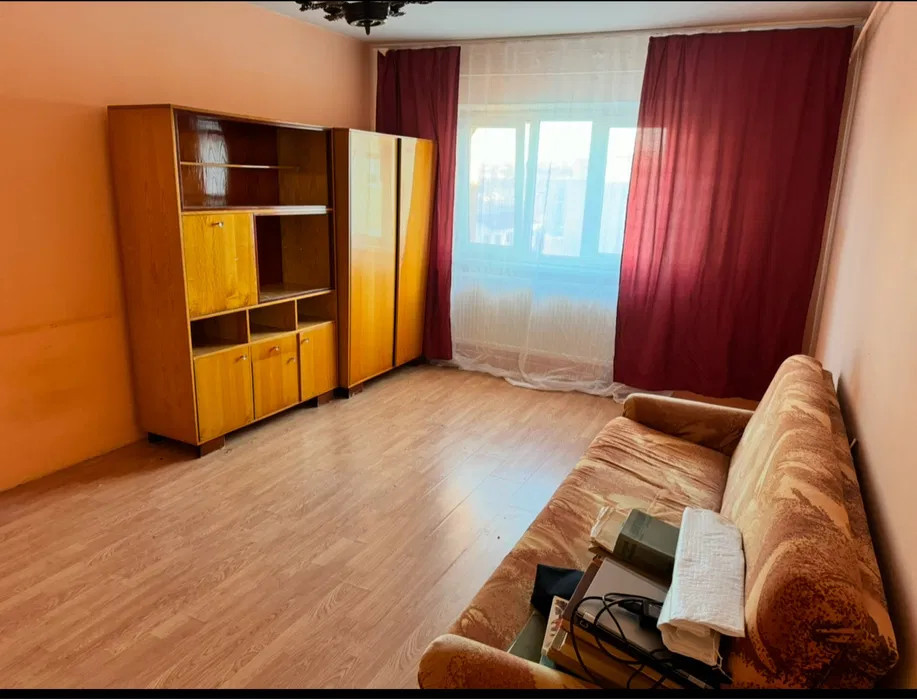 Apartament cu 3 camere strada Moldovei nr53