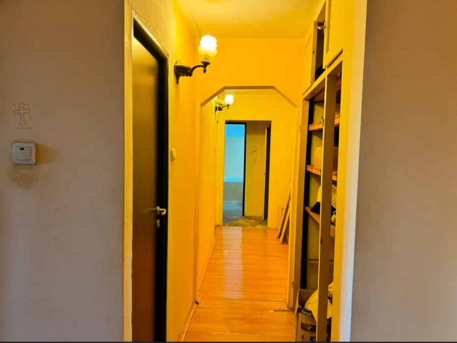 Apartament cu 3 camere strada Moldovei nr53