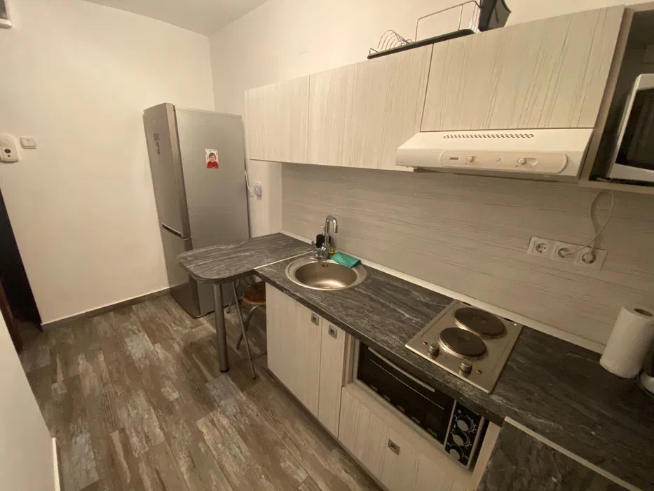 Garsoniera renovata strada Traian Lalescu