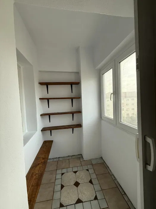 Garsoniera renovata strada Traian Lalescu