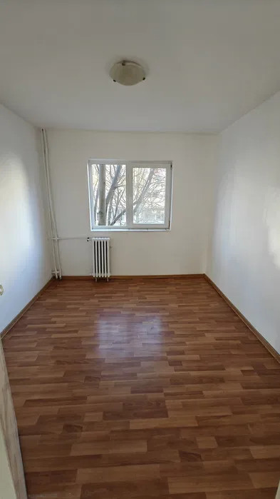 Apartament 4 camere zona Ioșia