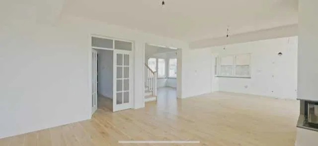 Casă exclusivistă 4 camere și 660 mp teren str. Izvorului 103A Oradea