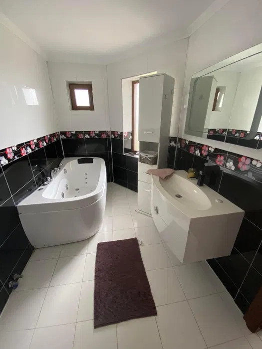 Casă de vânzare imediat ocupabilă în Grigorescu aproape de Centura !