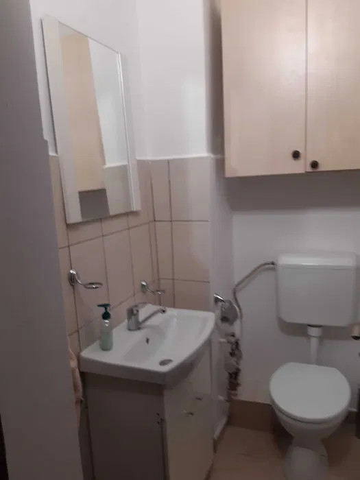 APARTAMENT 3 CAM. Iosia Parter ,Reabilitat termic