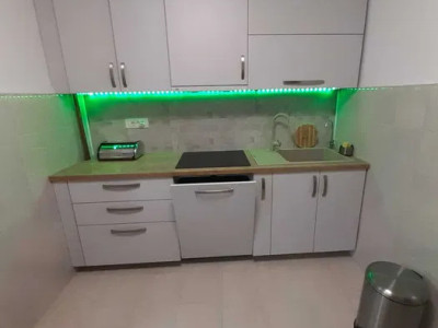 APARTAMENT 3 CAM. Iosia Parter ,Reabilitat termic
