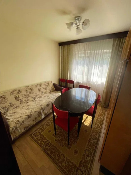 Apartament 3 camere tip PB decomandat din zona Decebal