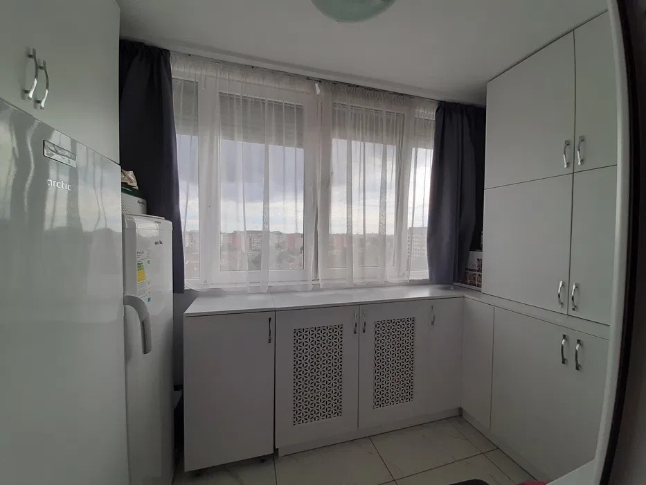 Apartament 3 camere Rogerius