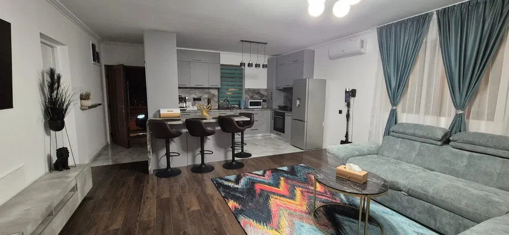 Casa parter cartier tineretului Gaz,apa,canal,Asfalt