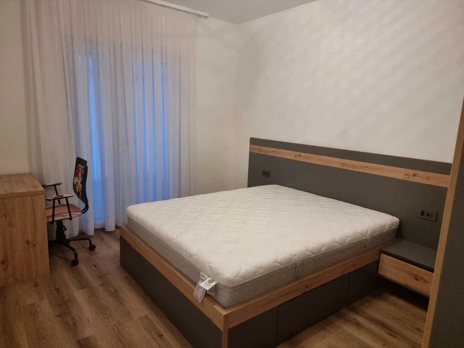 Casa noua complet utilata pe str. Piersicilor