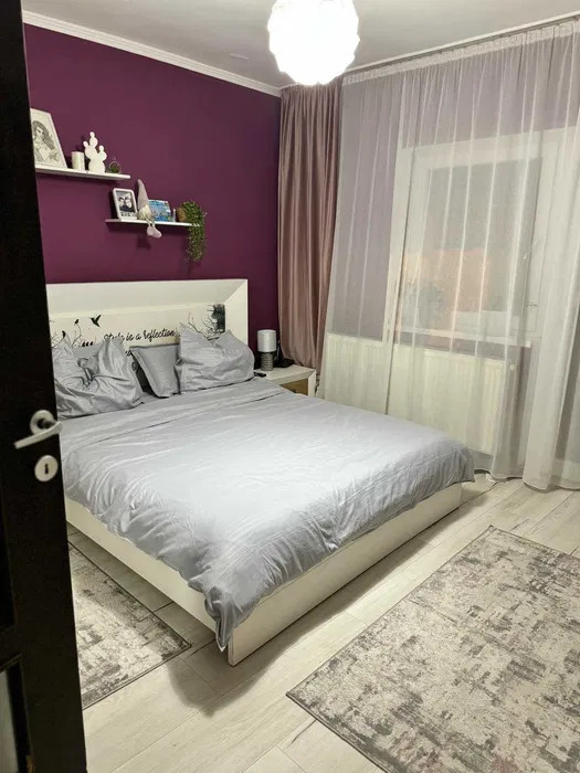 Apartement 3 camere la casa complet mobilat, utilat cu curte proprie