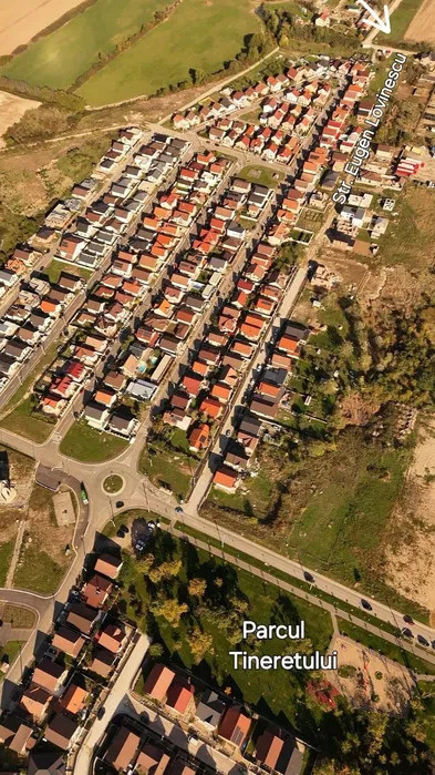 Teren 430 mp Oradea cart Tineretului utilități GAZ APĂ CANAL Curent