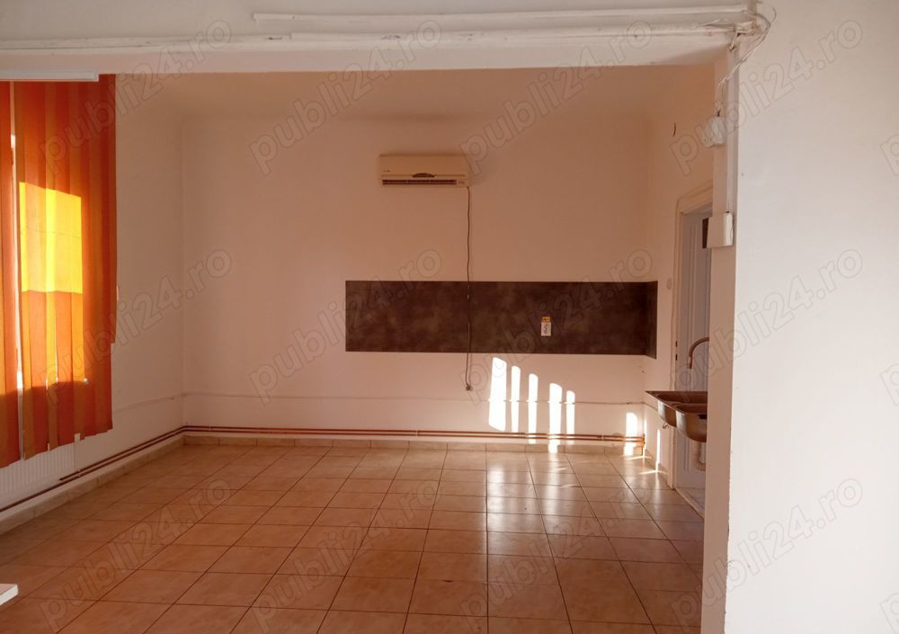 De închiriat spatiu comercial Matei Corvine