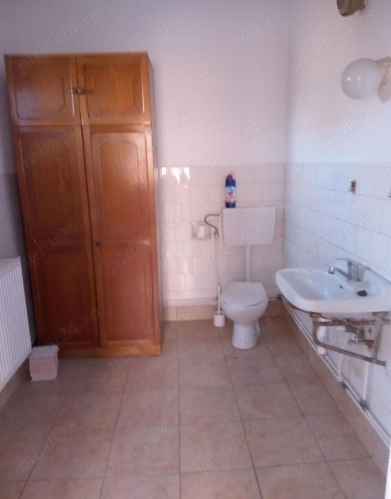 De închiriat spatiu comercial Matei Corvine