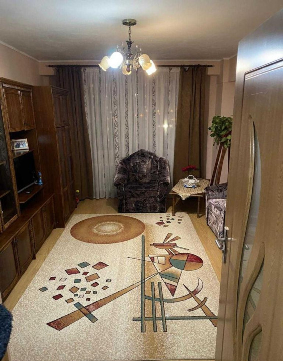 Apartament 4 camere Cantemir 