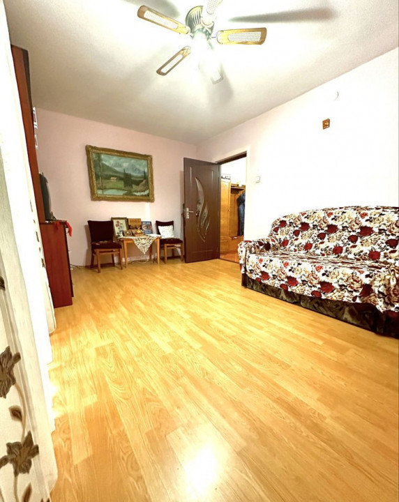Vand apartament cu doua camere Dragos Voda