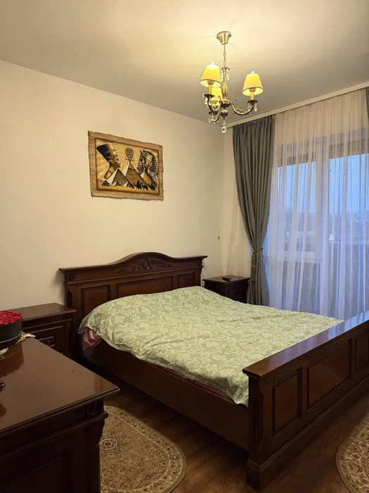 Vand Apartament 3 camere bloc nou Nufaru + loc de parcare