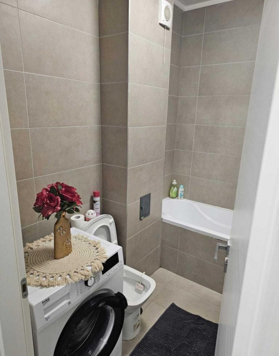 Apartament 2 camere de vanzare in Prima Universitatii