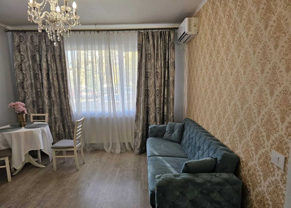 Apartament 2 camere de vanzare in Prima Universitatii