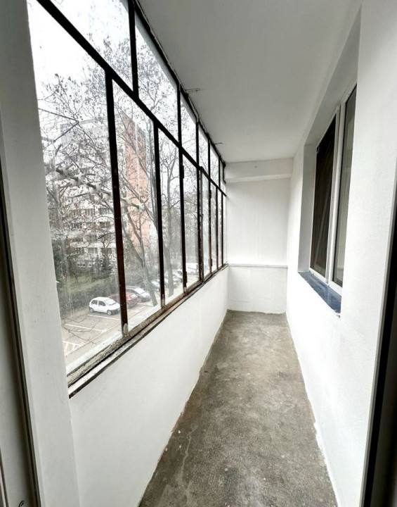 Apartament 2 camere zona Decebal-Rogerius etaj 2