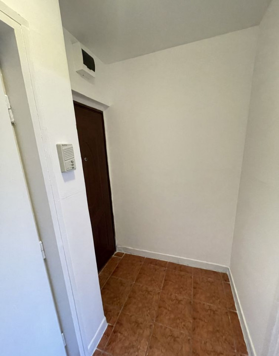 Apartament cu doua camere zona Decebal