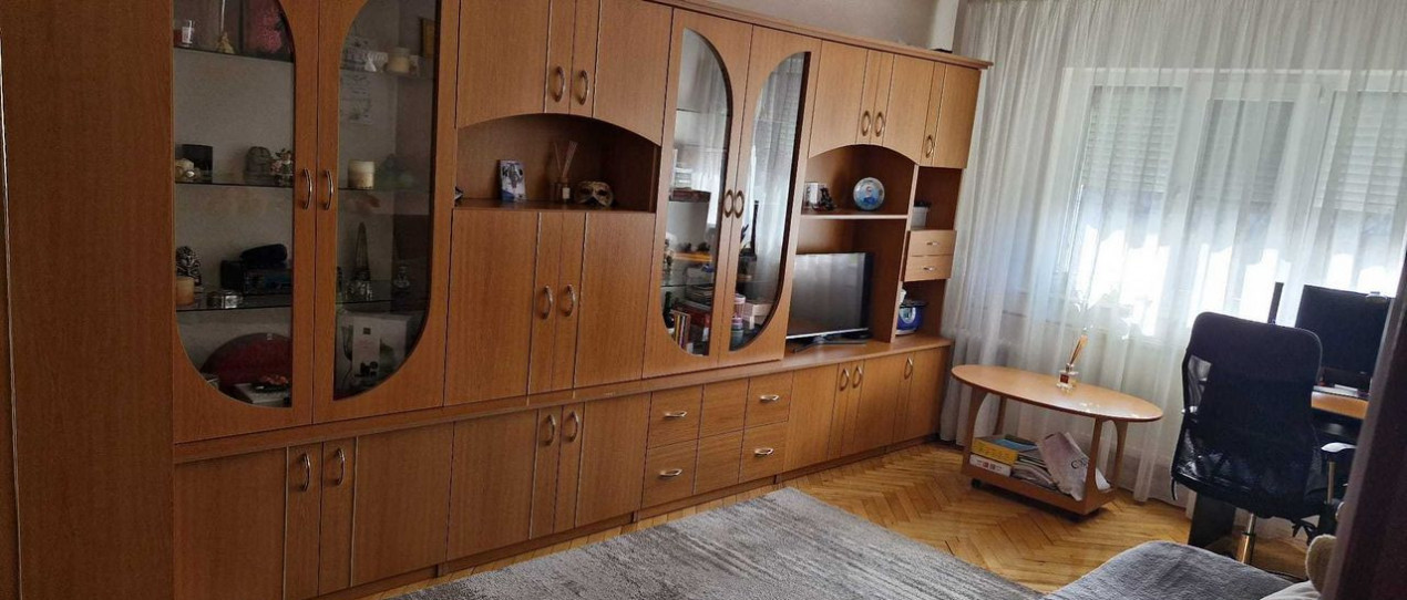 Apartament 2 camere decomandat, tip: PB Rogerius