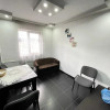 Apartament cu trei camere , zona Nufarul