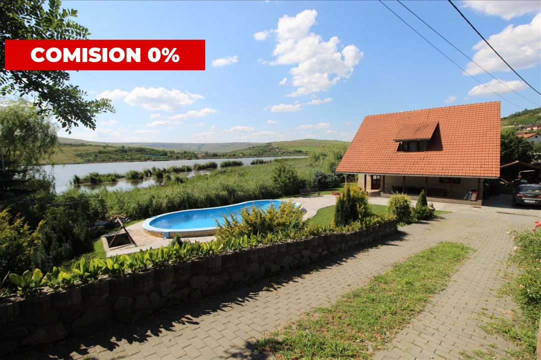 Vand Casa Pe Malul Lacului In Campenesti, Langa Cluj-Napoca.