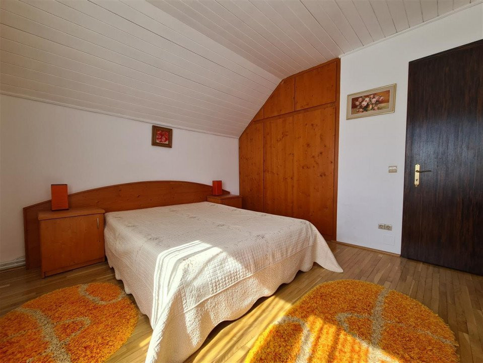 Vand Casa Pe Malul Lacului In Campenesti, Langa Cluj-Napoca.