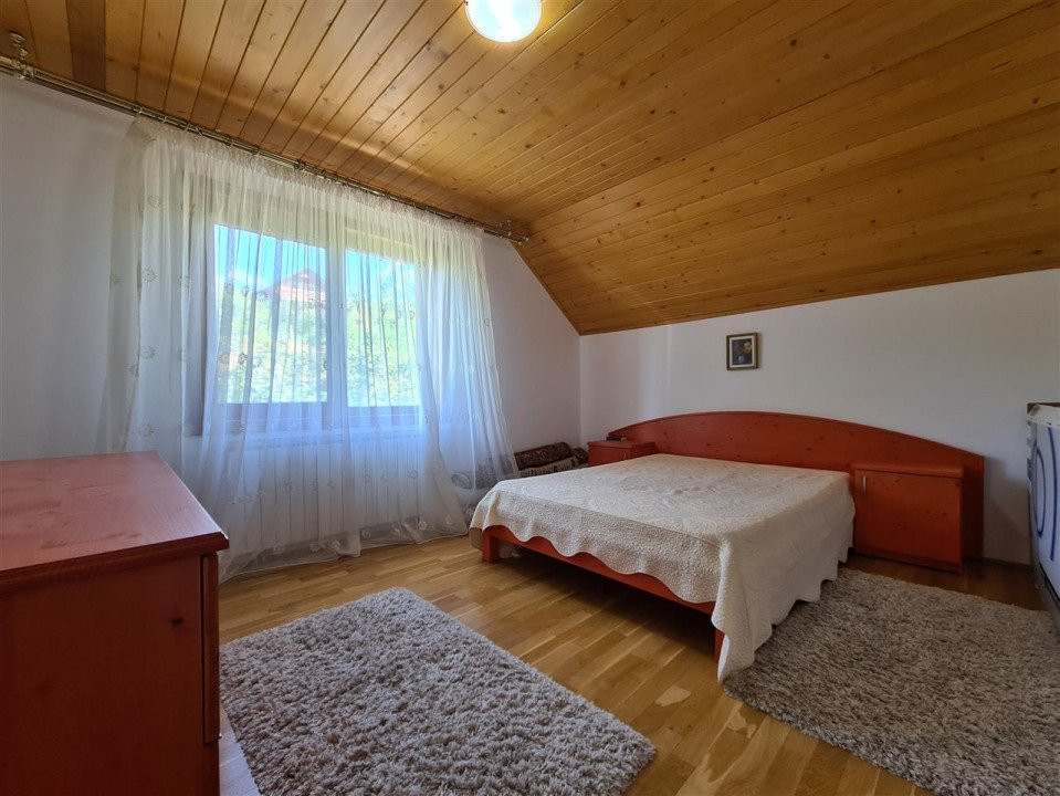 Vand Casa Pe Malul Lacului In Campenesti, Langa Cluj-Napoca.