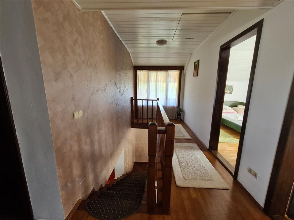 Vand Casa Pe Malul Lacului In Campenesti, Langa Cluj-Napoca.